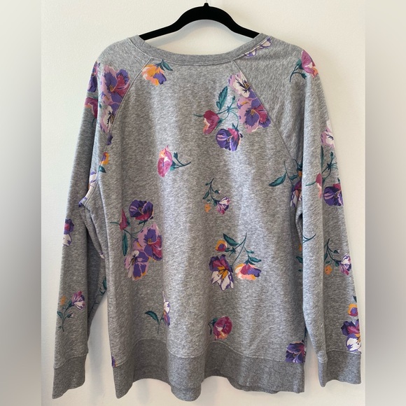 Old Navy Floral Gray Women's Sweater - Size XL - Picture 2 of 3